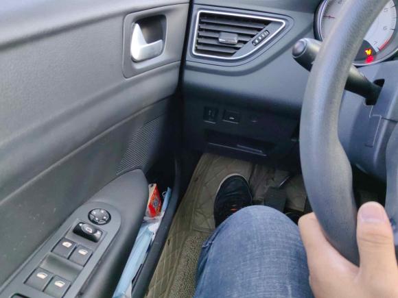 [南通·苏F] 二手标致标致3082013款 1.6L 手动风尚型