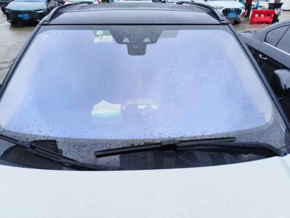 [上海·鄂A] 二手路虎揽胜极光2016款 2.0T SE PLUS 智享版