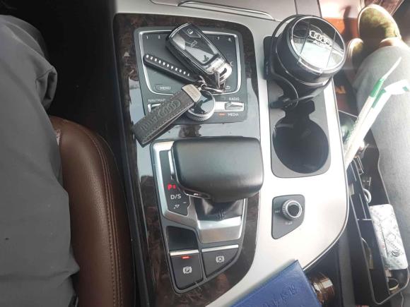 [杭州·浙A] 二手奥迪奥迪Q72018款 45 TFSI S line运动型