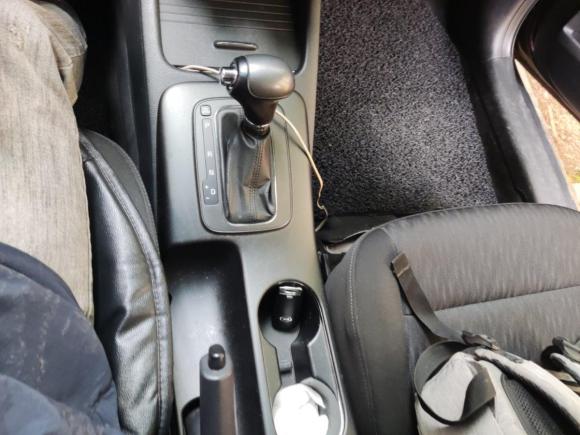 [上海·皖H] 二手起亚起亚K32013款 1.6L 自动GLS