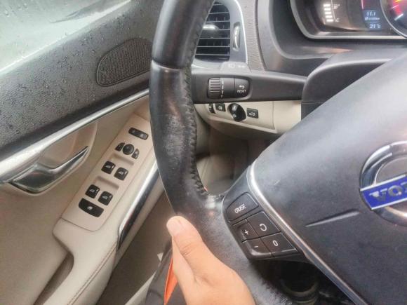 [宁波·浙B] 二手沃尔沃沃尔沃V402013款 2.0T 智雅版