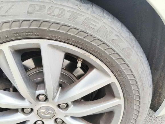 [武汉·鄂A] 二手英菲尼迪英菲尼迪Q50L2015款 2.0T 悦享版