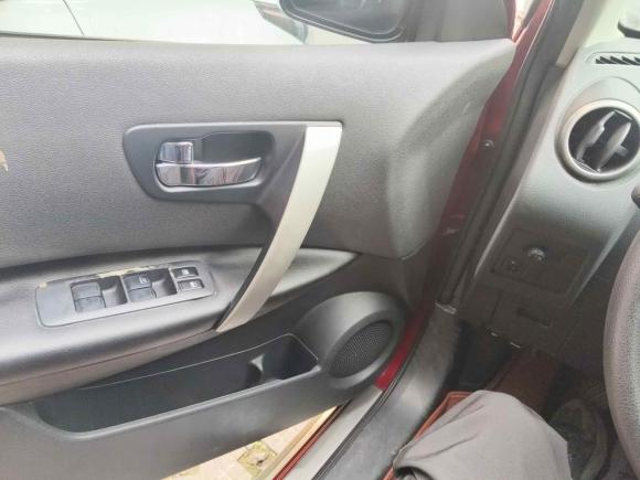 [成都·川A] 二手日产逍客2015款 2.0XL 酷火 MT 2WD