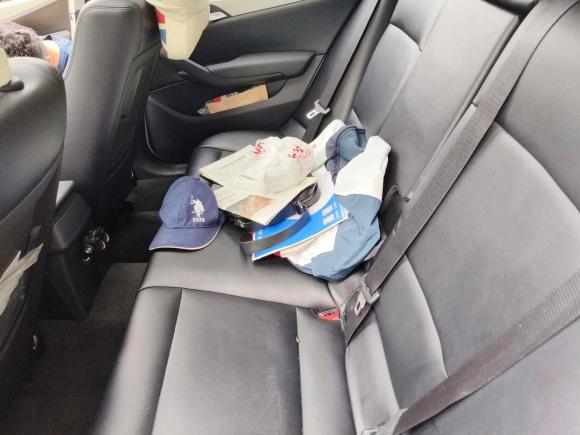 [上海·沪B] 二手宝马宝马X12014款 sDrive18i 时尚型