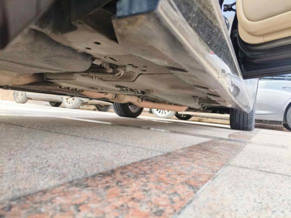 [上海·沪A] 二手凯迪拉克SLS赛威2011款 2.0T 豪华型