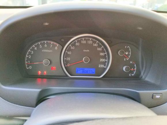 [深圳·粤B] 二手现代悦动2011款 1.6L 自动舒适型