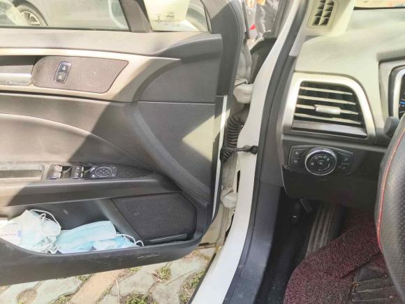 [宁波·浙B] 二手福特蒙迪欧2013款 2.0L GTDi200时尚型