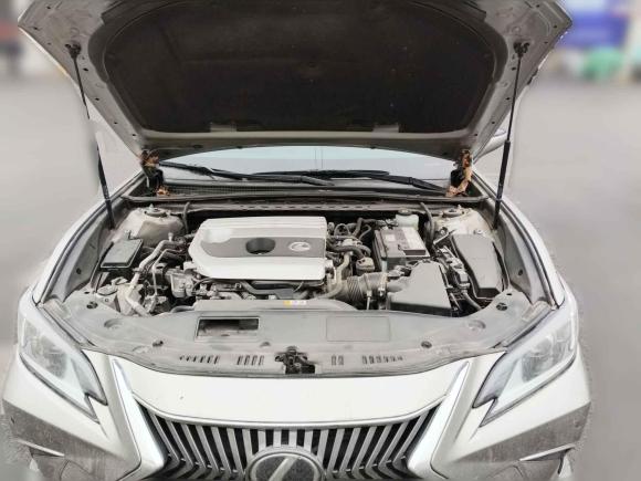 [济南·鲁A] 二手雷克萨斯雷克萨斯ES2020款 200 豪华版