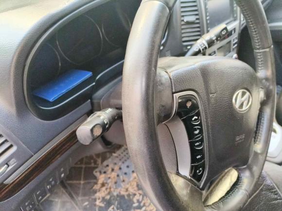 [北京·京P] 二手现代胜达经典2010款 2.4 豪华版 七座四驱