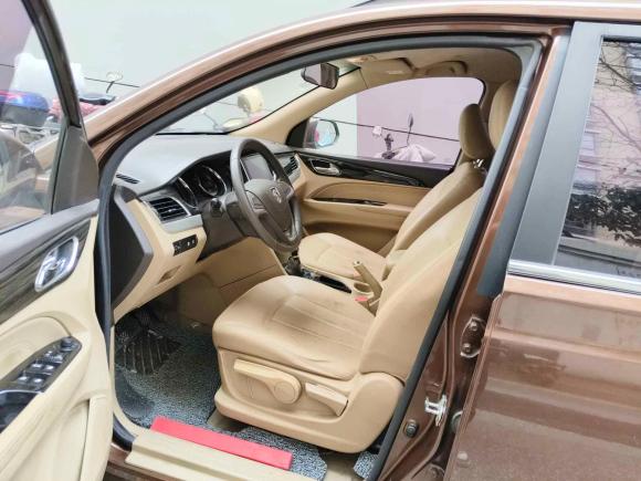 [上海·苏E] 二手宝骏宝骏7302016款 1.5L 手动舒适型 7座 国V