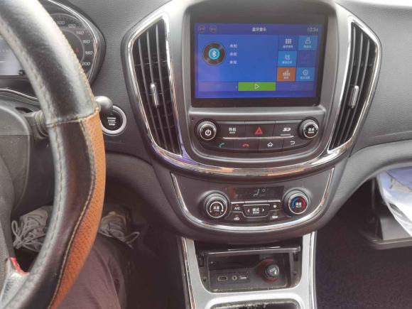 [杭州·浙A] 二手宝骏宝骏5602016款 1.5T 手动豪华型