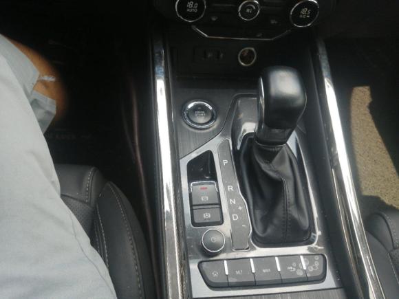 [广州·粤W] 二手奇瑞瑞虎82018款 1.5TCI 自动尊贵型 5座