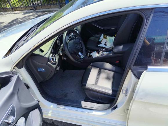 [南通·苏F] 二手奔驰奔驰CLA2016款 改款 CLA 200 时尚型