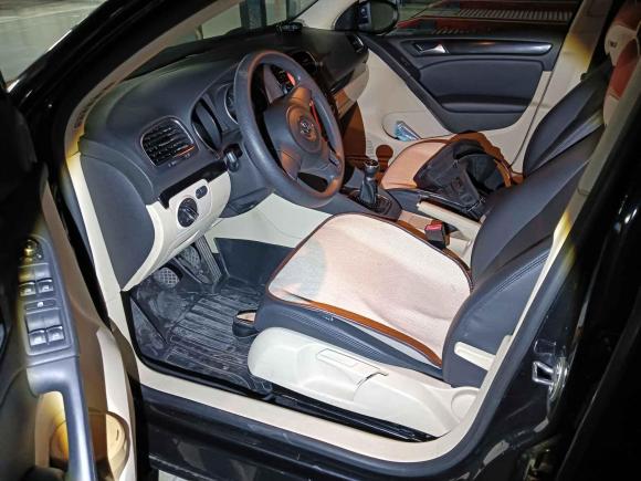 [上海·粤S] 二手大众高尔夫2011款 1.4TSI 手动舒适型