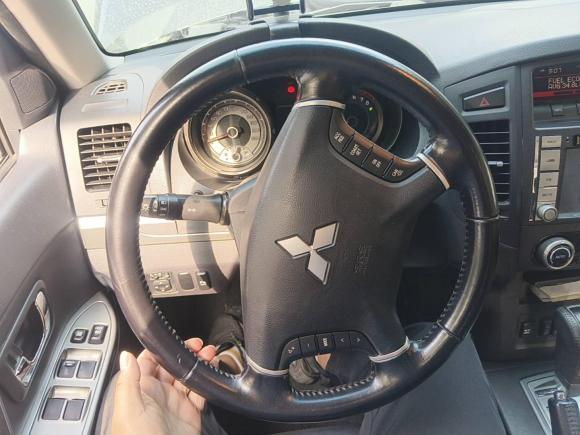 [成都·川A] 二手三菱帕杰罗2011款 3.0L 精英超越版