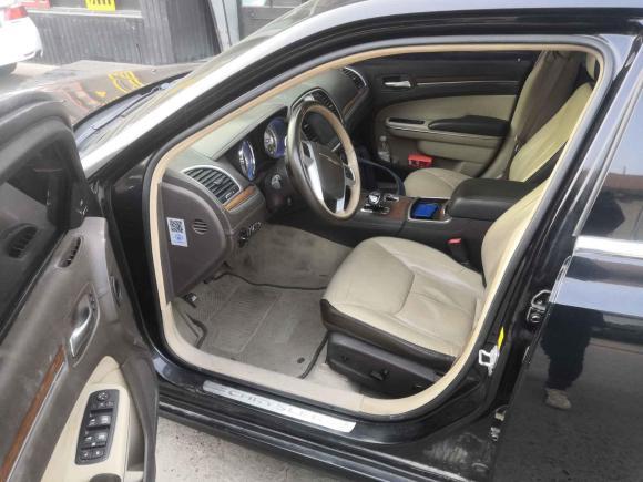 [青岛·鲁U] 二手克莱斯勒克莱斯勒300C2014款 3.0L 卓越版