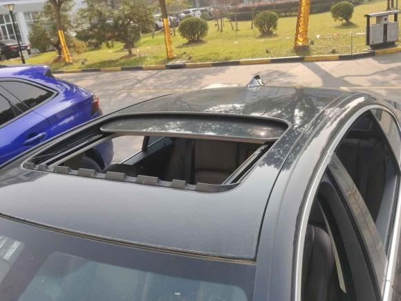 [上海·沪D] 二手宝马宝马5系2014款 525Li 豪华设计套装