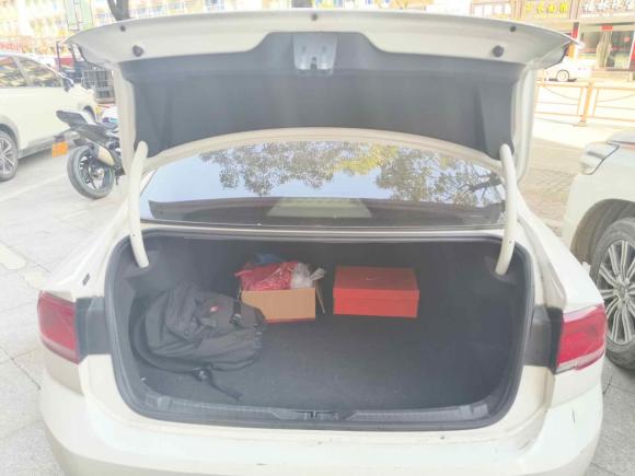 [台州·浙J] 二手大众凌渡2015款 230TSI DSG风尚版