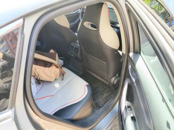 [深圳·粤B] 二手比亚迪驱逐舰052022款 DM-i 55KM 舒适型