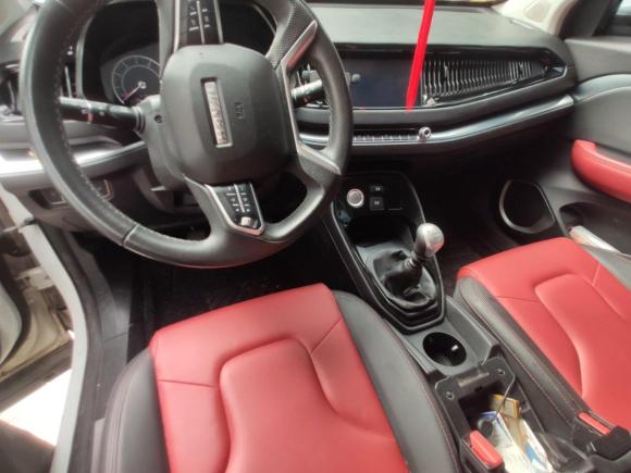 [南昌·赣A] 二手哈弗哈弗H2s2017款 红标 1.5T 手动精英型