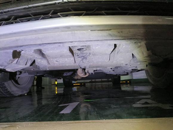 [成都·川A] 二手别克别克GL82011款 2.4L CT豪华商务舒适版