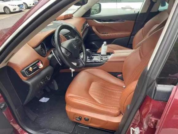 [上海·鲁U] 二手玛莎拉蒂Levante2016款 3.0T 标准型