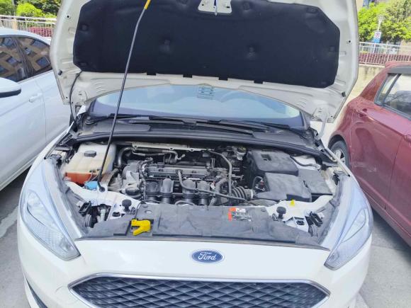 [成都·川A] 二手福特福克斯2017款 两厢 1.6L 自动风尚型智行版