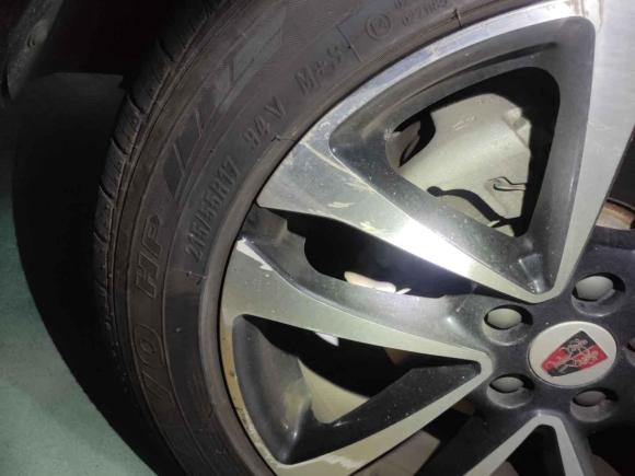 [温州·鄂B] 二手荣威荣威RX32018款 1.6L CVT旗舰版