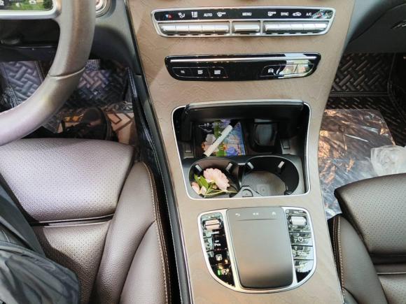 [南京·苏A] 二手奔驰奔驰GLC2020款 改款 GLC 260 L 4MATIC 豪华型