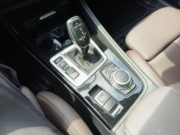 [上海·沪C] 二手宝马宝马1系2022款 120i M运动曜夜版