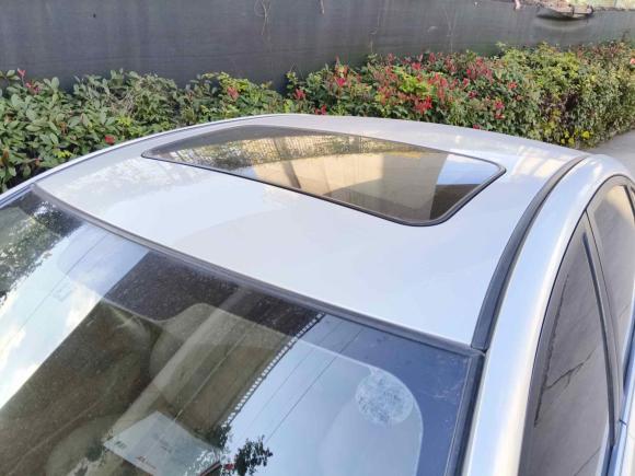 [杭州·浙A] 二手现代悦动2011款 1.6L 自动豪华型