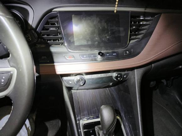 [青岛·鲁B] 二手别克别克GL62018款 18T 6座尊贵型