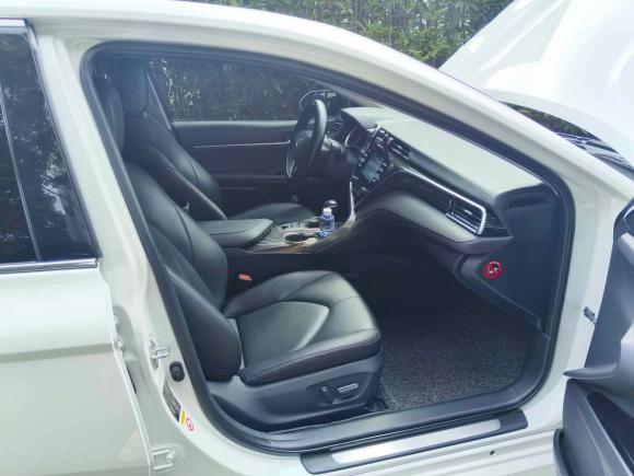 [上海·沪L] 二手丰田凯美瑞2018款 2.0G 豪华版