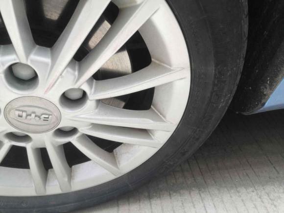 [义乌·浙G] 二手比亚迪比亚迪e52018款 出行版