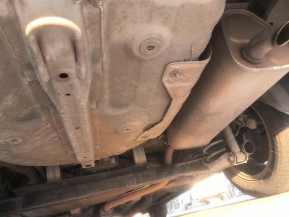 [佛山·粤E] 二手长安悦翔V72015款 1.6L 自动乐享型 国IV