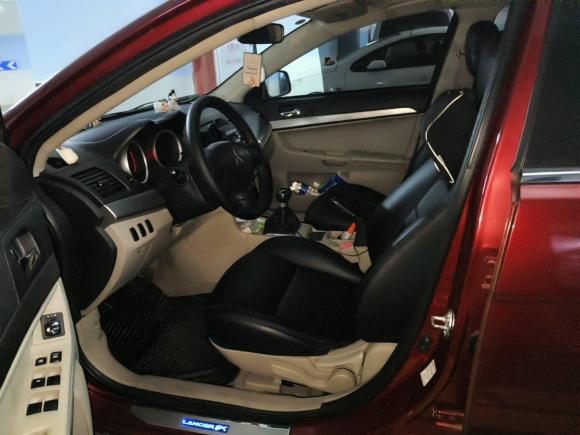 [佛山·粤E] 二手三菱翼神2010款 时尚版 1.8L 手动舒适型