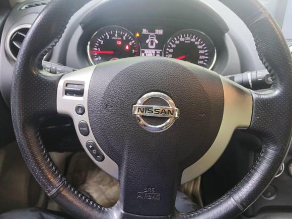 [成都·川A] 二手日产逍客2011款 2.0XV 雷 CVT 2WD