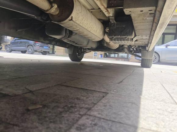 [杭州·浙A] 二手福田图雅诺2022款 2.0T手动通途多功能加长轴中顶后单胎5/6/7/9座4F20TC3