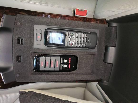 [义乌·浙G] 二手奥迪奥迪A82011款 A8L W12 6.3 FSI quattro