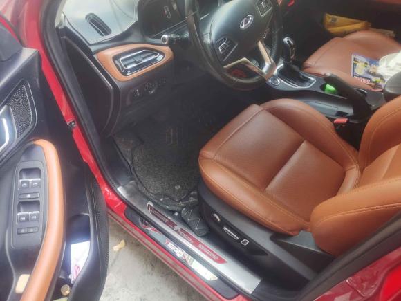 [温州·浙C] 二手奇瑞瑞虎72016款 2.0L CVT耀臻版