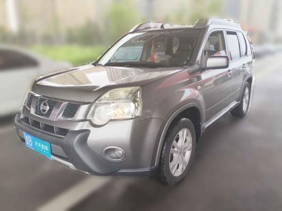 日产奇骏2012款 2.5L 手动豪华版 4WD「青岛二手车」「天天拍车」