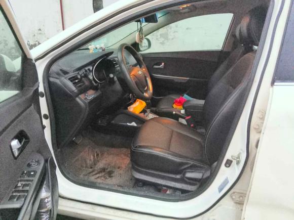 [西安·陕A] 二手起亚起亚K22015款 三厢 1.4L AT GLS