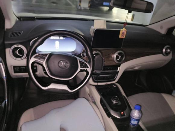 [武汉·京A] 二手北京汽车北京EU52018款 R500 智风版