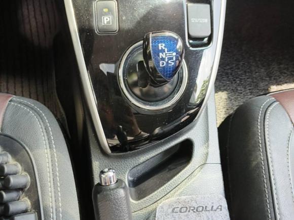 [上海·沪B] 二手丰田卡罗拉2018款 双擎 1.8L E-CVT智尚版