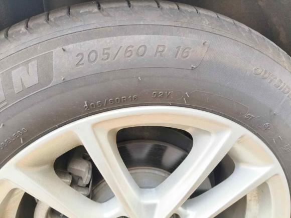 [深圳·粤B] 二手福特福克斯2015款 两厢 EcoBoost 180 自动精英型
