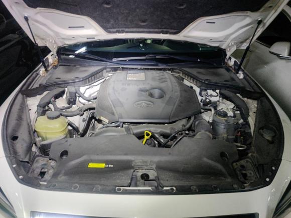 [深圳·粤B] 二手英菲尼迪英菲尼迪Q502014款 2.0T 舒适版