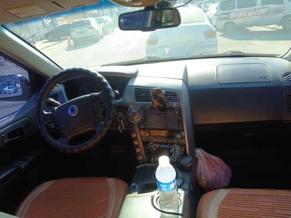 [青岛·鲁B] 二手双龙享御2011款 2.0T 两驱精英导航版