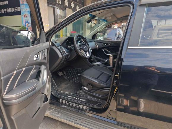 [广州·粤A] 二手江铃驭胜S3502016款 2.0T 自动两驱汽油豪华版7座