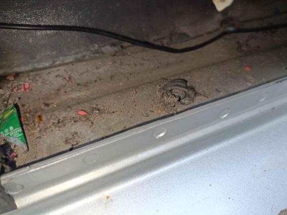 [合肥·苏C] 二手日产日产NV2002012款 1.6L 232座 尊雅型