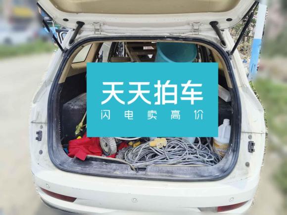 [济南·鲁A] 二手宝骏宝骏310W2017款 1.5L 手动时尚型 国VI